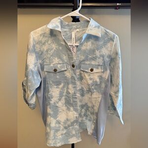 Collection B Light Blue Tie-Dye Shirt